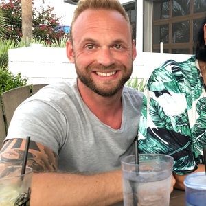 Meet your Posher, Nic